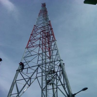 10 - 60M Galvanized Tubular Steel Tower Wifi Signal Bts Televisi 3 Kaki Tubular Steel Tower