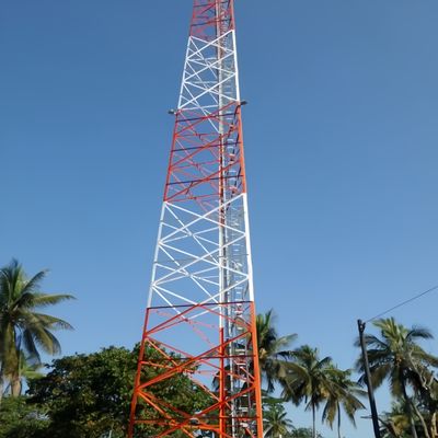 30M 40M 50M 3 Leg Self Supporting Tower Komunikasi ISP Penyedia Layanan Internet 4G 5G Menara