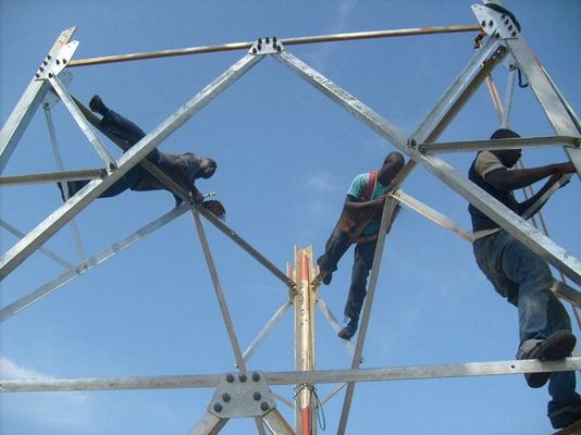 25m 30m 35m 45m 60m RDS Menara Komunikasi Baja Angular Galvanis SST Baja 3 Leg Tower