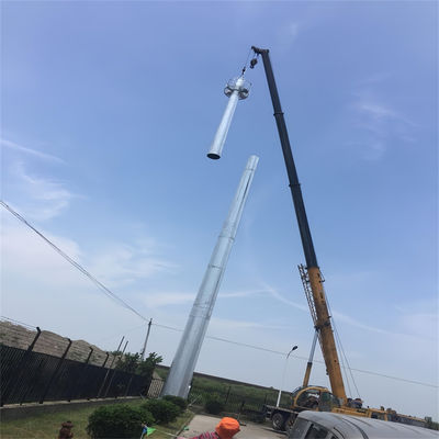 Menara telekomunikasi monopole baja galvanis Q345B/A572 120km/H Kecepatan angin
