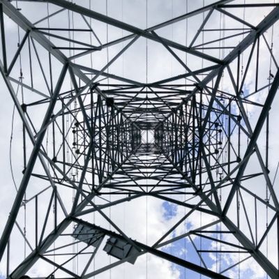 Menara Transmisi Listrik Tegangan Tinggi Tiang Baja Antenna Menara Monopole