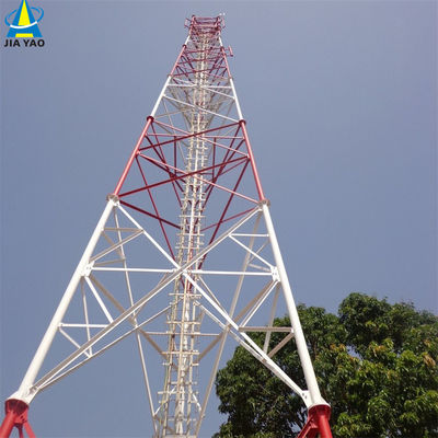 Bentuk bulat baja Komunikasi Ponsel Telepon Self-supporting Lattice Tower Antenna Tubular Mast 3 Leg