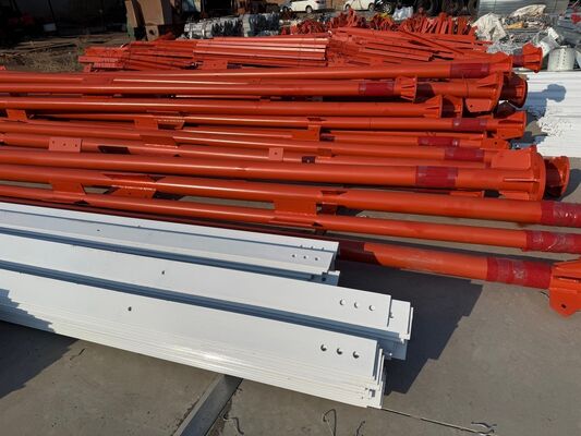 15 23 31M Menara Telekomunikasi Pedesaan Baja Tubular Galvanis 3 Kaki Perawatan Rendah 5G 4G Wifi