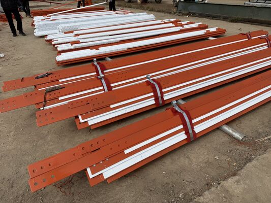 13 19 25 31M 3 Kaki Sudut Baja Galvanis Ringan Mandiri Luar Ruangan 5G 4G Wifi Menara Cakupan Area Kecil