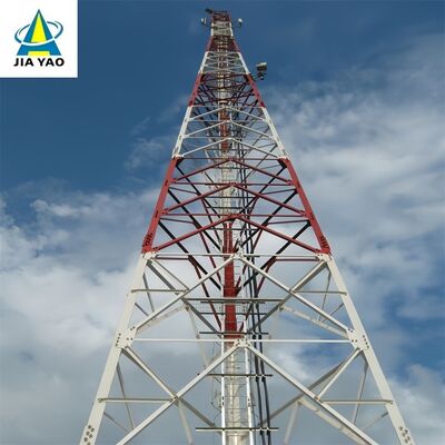 Perlindungan Petir 32M Menara Baja Sudut Berkaki 3 Untuk Stasiun Pangkalan 5G Taman Industri