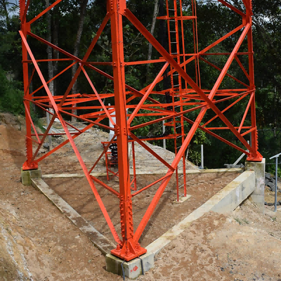 35 48 53M Q355 Baja Menara Baja Sudut Berkaki 3 Biaya Pondasi Rendah Untuk Cakupan Desa 5G