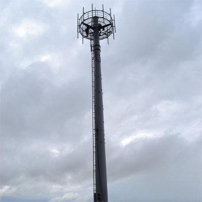 Menara Monopole Terintegrasi Penangkal Petir 32Meter Untuk Gedung Rawat Jalan Rumah Sakit