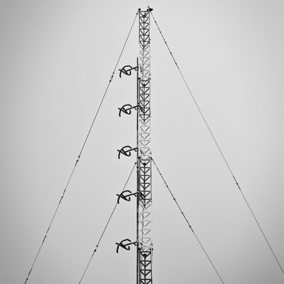 Menara Antena Guyed Tahan Angin 40M Untuk Transmisi Sinyal Pulau Pesisir