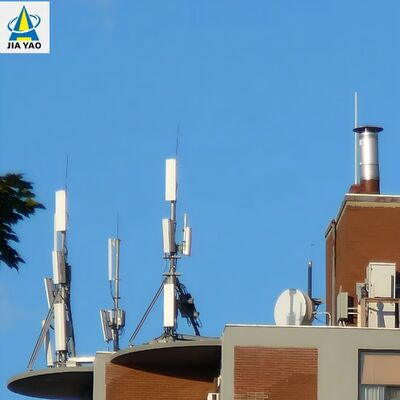 Menara Monopole Atap Ringan 25M 30M 40m untuk Densifikasi Sel Kecil 5G Perkotaan dengan Jejak Basis Kecil dan Baja Galvanis