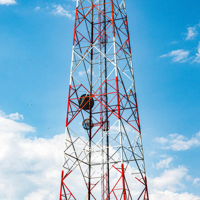 Menara Komunikasi Baja Sudut Berkaki 4 Seismik Kelas ANSI/TIA-222 Tiang Kisi Standar untuk Pemasangan Antena Radio TV