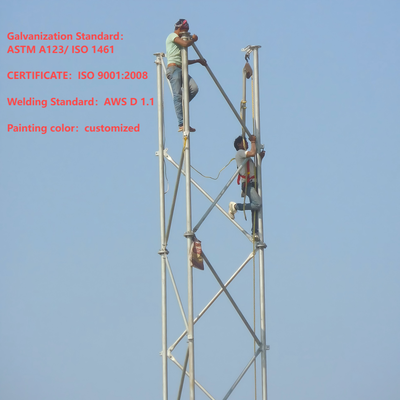 Menara Kisi Baja Tubular Berkaki 3 Tugas Berat untuk Komunikasi Area Pertambangan Jarak Jauh Stasiun Pangkalan 4G 5G Q345B Tiang Tahan Angin Galvanis DIP Panas